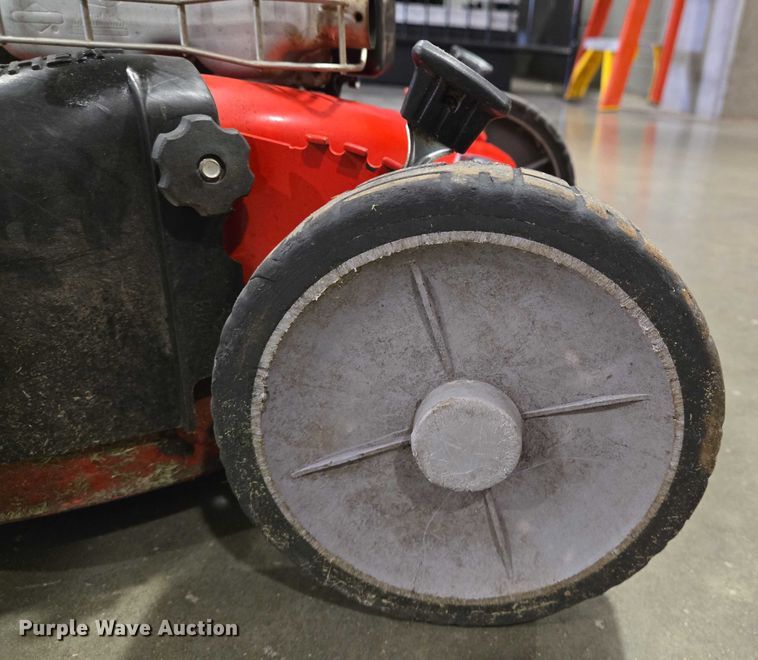 image for item EN8168 2021 Snapper 7800981B push mower