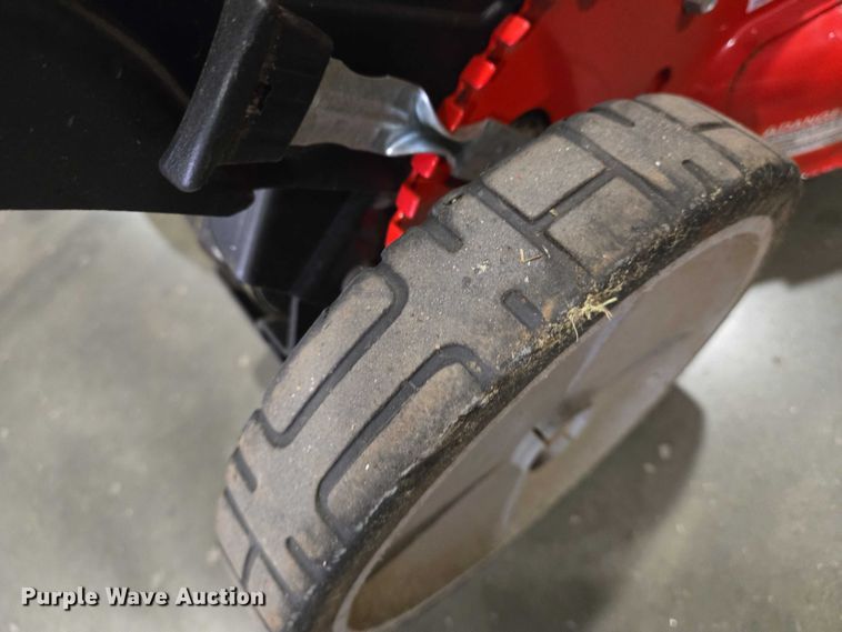 image for item EN8168 2021 Snapper 7800981B push mower