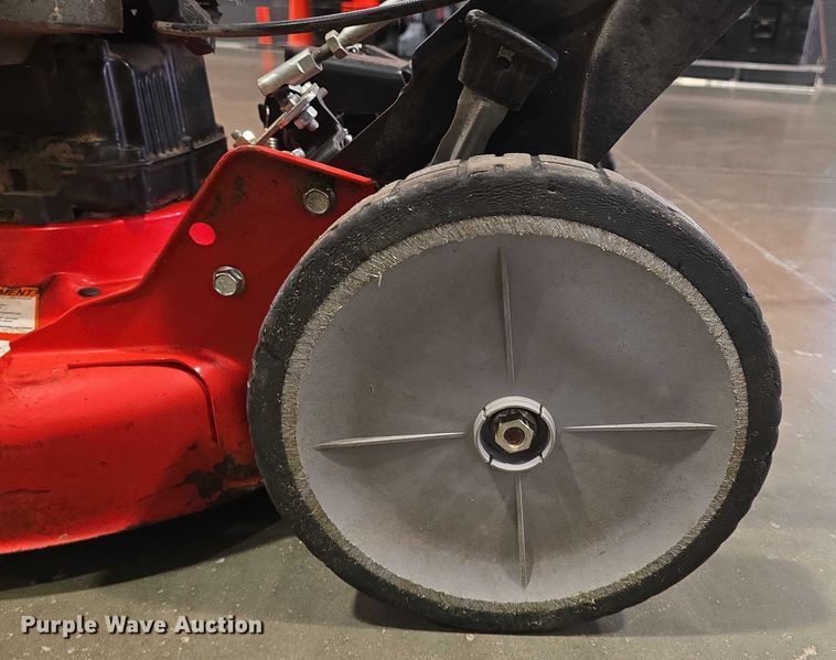 image for item EN8168 2021 Snapper 7800981B push mower