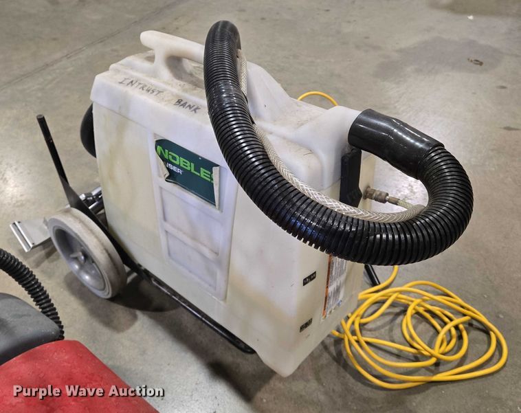 image for item EN8169 Floor cleaning equipment