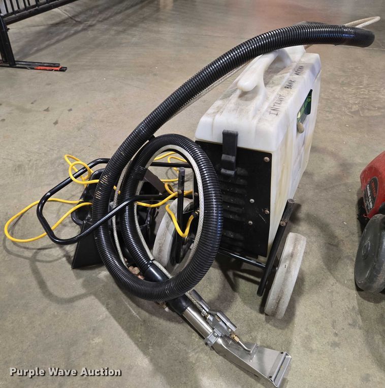 image for item EN8169 Floor cleaning equipment