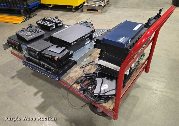 image for item EN8171 Sound equipment