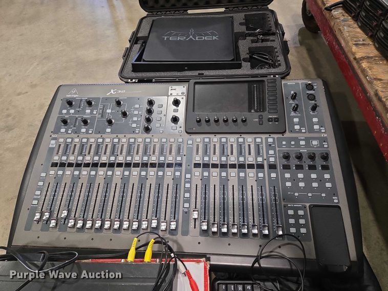 image for item EN8171 Sound equipment