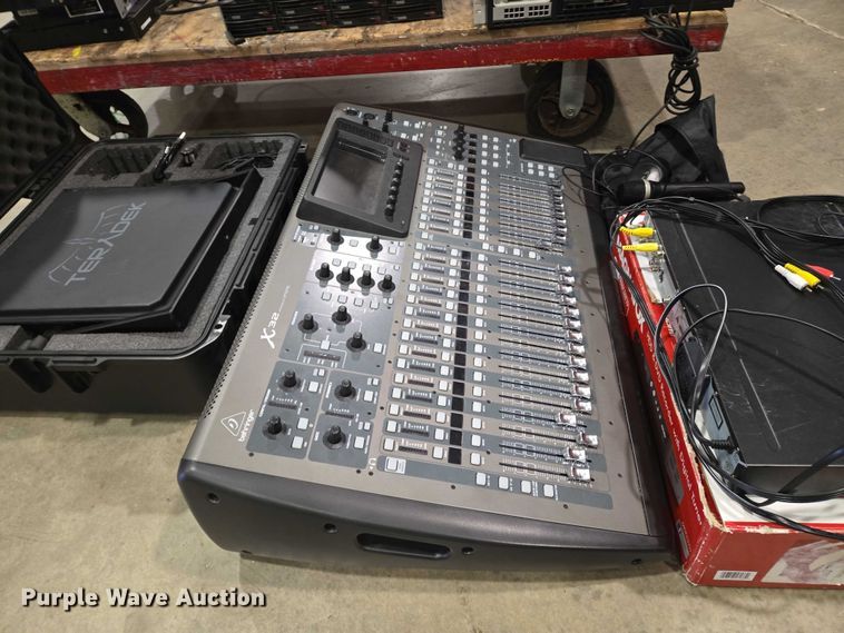 image for item EN8171 Sound equipment