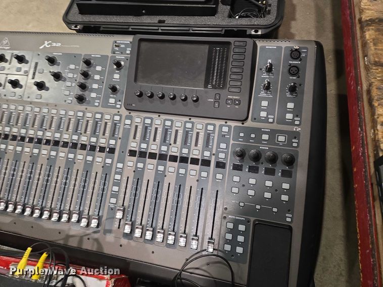 image for item EN8171 Sound equipment