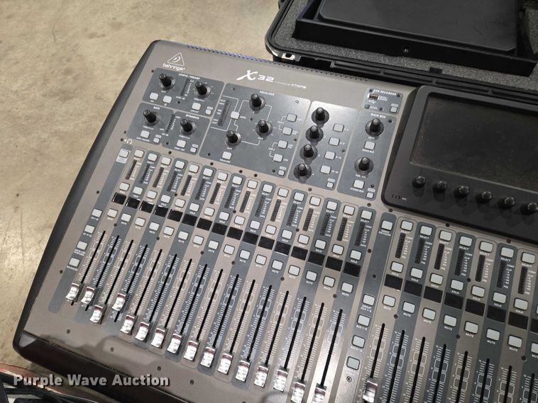 image for item EN8171 Sound equipment