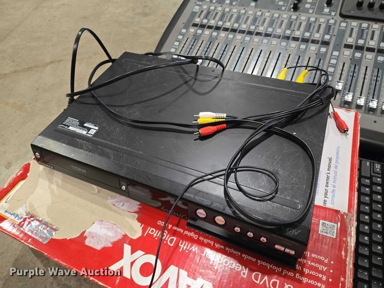 image for item EN8171 Sound equipment