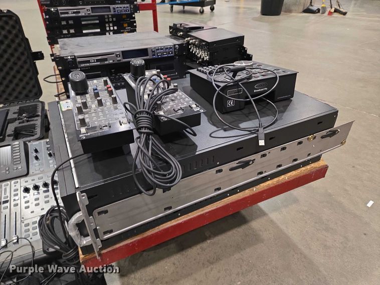 image for item EN8171 Sound equipment