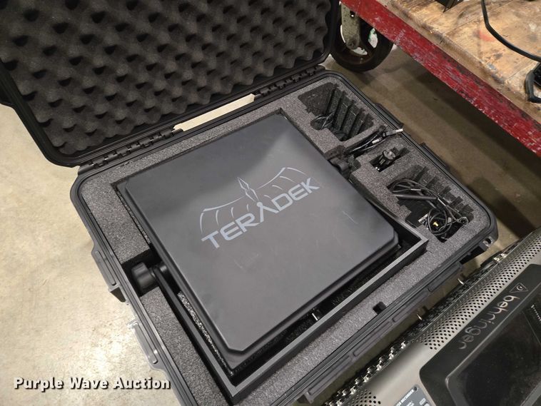 image for item EN8171 Sound equipment