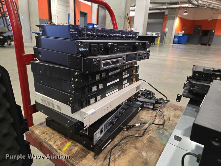 image for item EN8171 Sound equipment