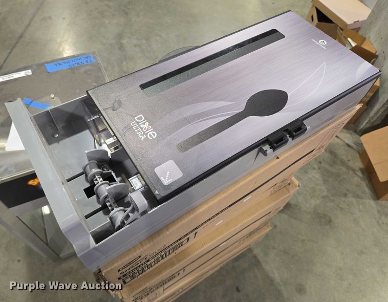 image for item EN8178 Kitchen supplies