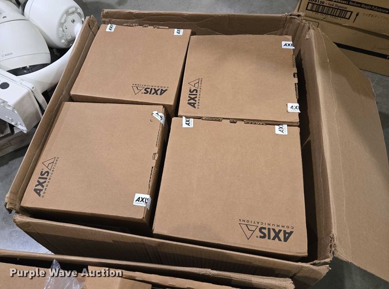 image for item EN8180 (17) Bosch security cameras