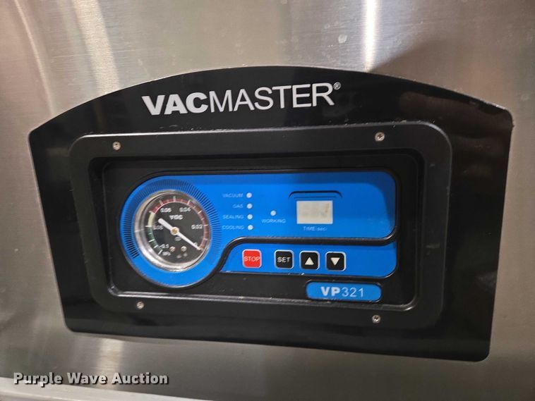 image for item EN8181 2013 Vacmaster XD-020 vacuum pump