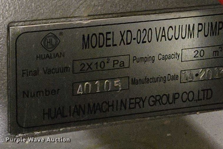 image for item EN8181 2013 Vacmaster XD-020 vacuum pump