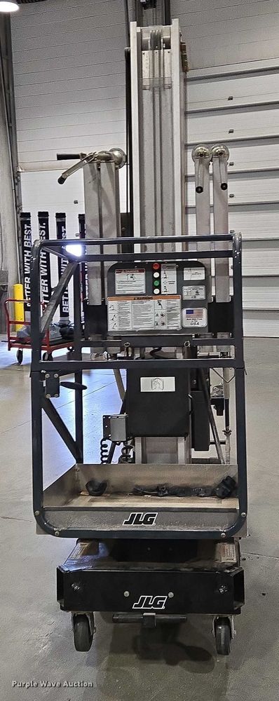 image for item EN8182 JLG 36AM vertical lift