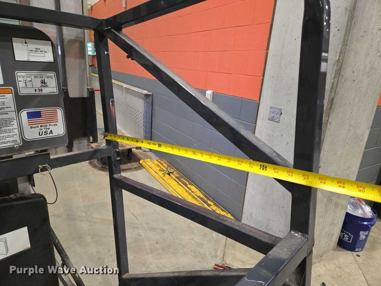 image for item EN8182 JLG 36AM vertical lift