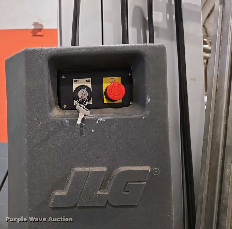 image for item EN8182 JLG 36AM vertical lift