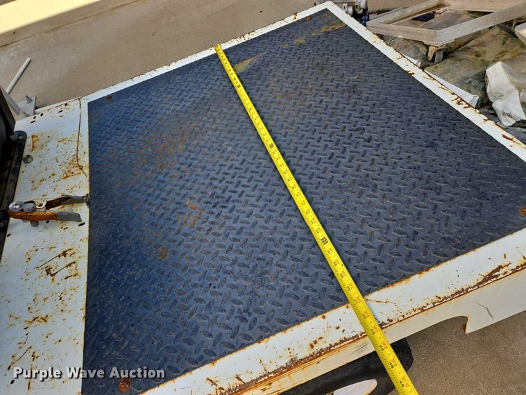 image for item EN8183 Columbia EU4-S-36S utility cart