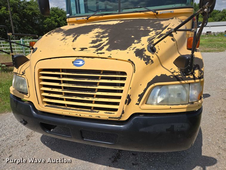 image for item EN8194 2010 Blue Bird Vision school bus