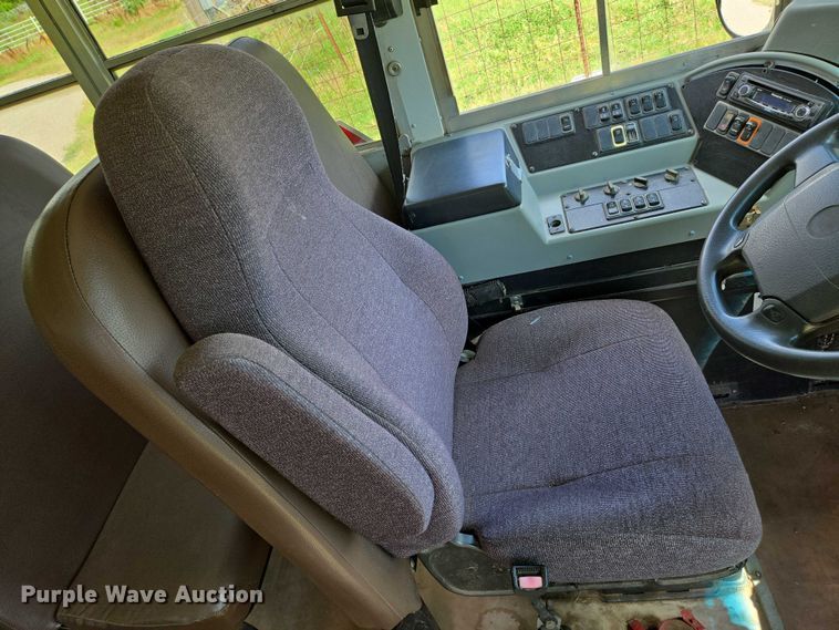 image for item EN8194 2010 Blue Bird Vision school bus