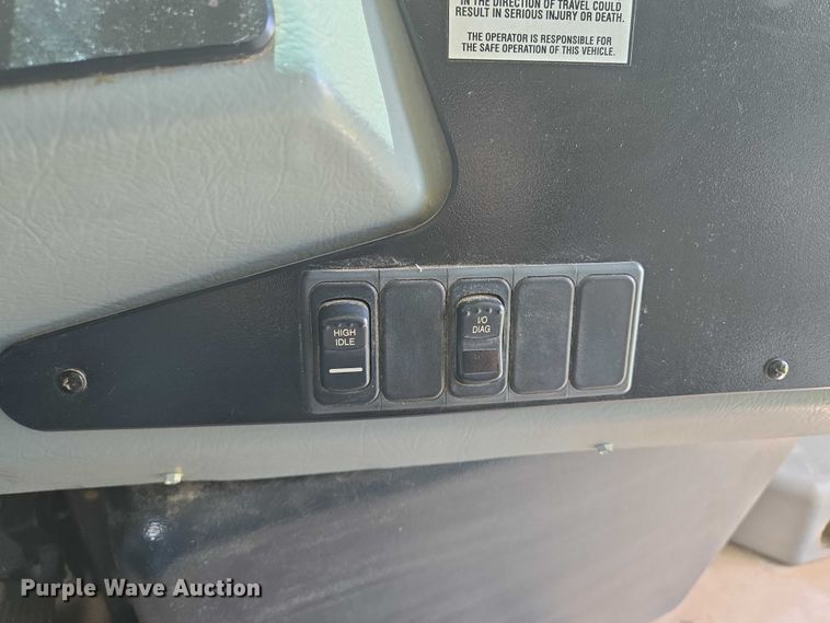 image for item EN8194 2010 Blue Bird Vision school bus