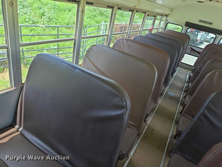 image for item EN8194 2010 Blue Bird Vision school bus