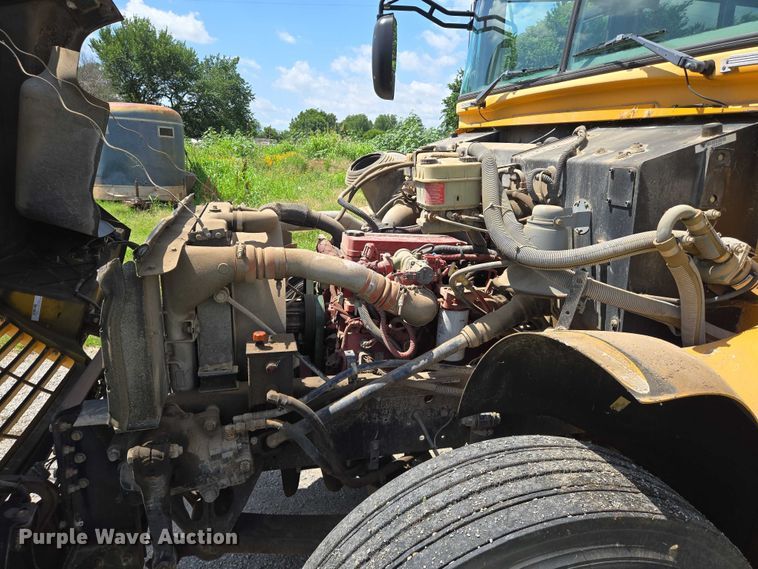 image for item EN8194 2010 Blue Bird Vision school bus