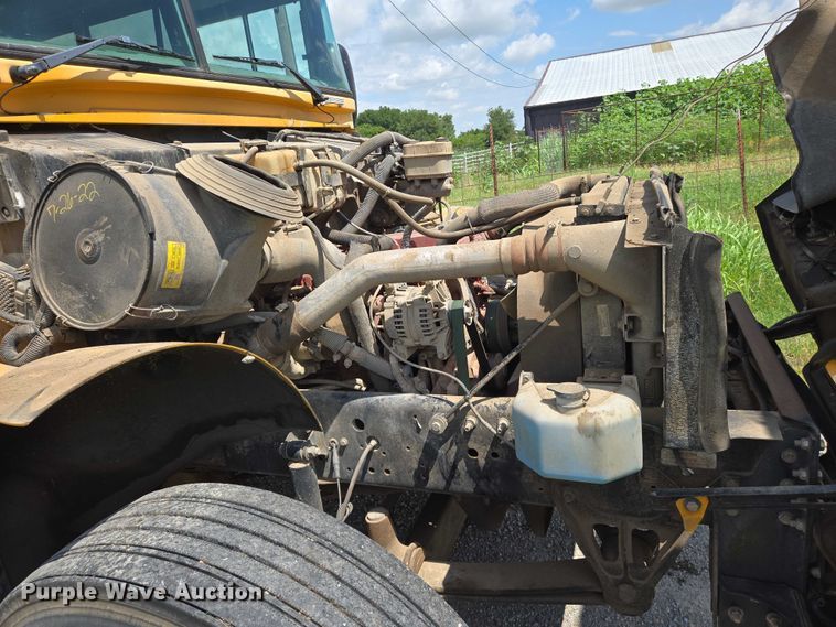 image for item EN8194 2010 Blue Bird Vision school bus