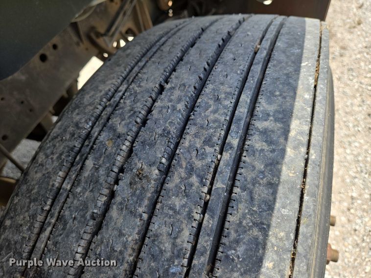 image for item EN8194 2010 Blue Bird Vision school bus