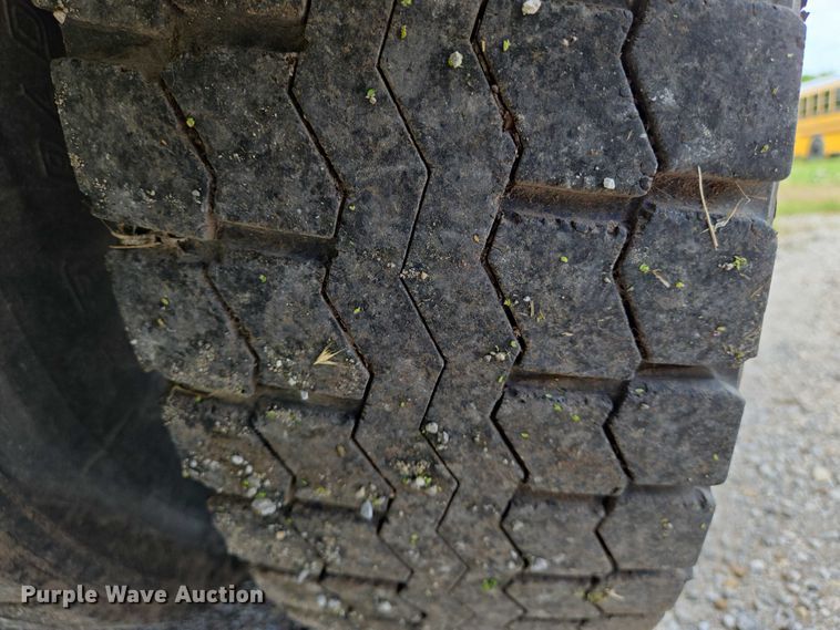 image for item EN8194 2010 Blue Bird Vision school bus