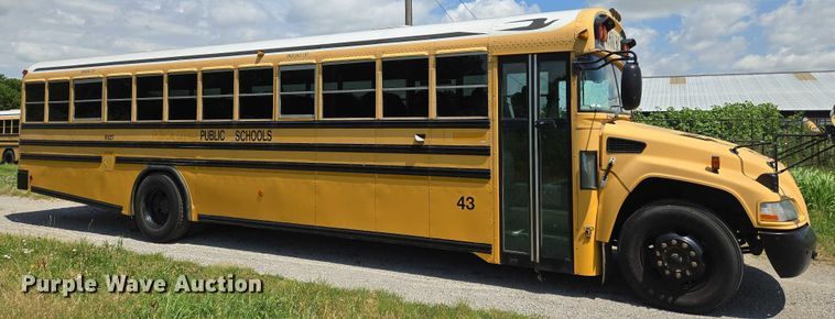 image for item EN8195 2009 Blue Bird Vision school bus