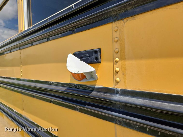 image for item EN8195 2009 Blue Bird Vision school bus