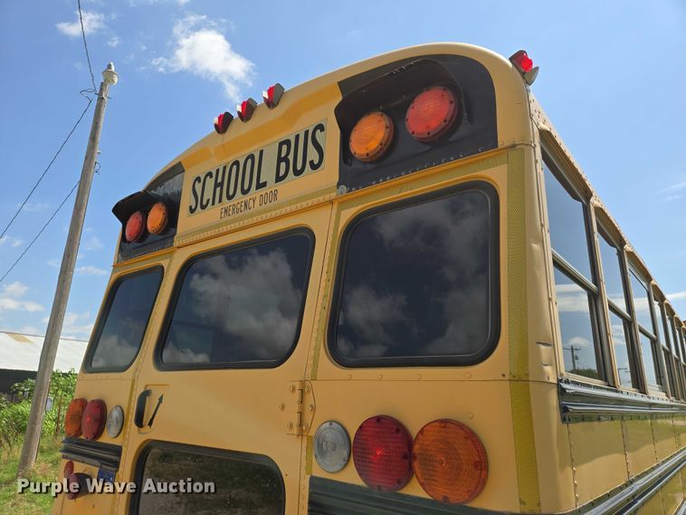 image for item EN8195 2009 Blue Bird Vision school bus