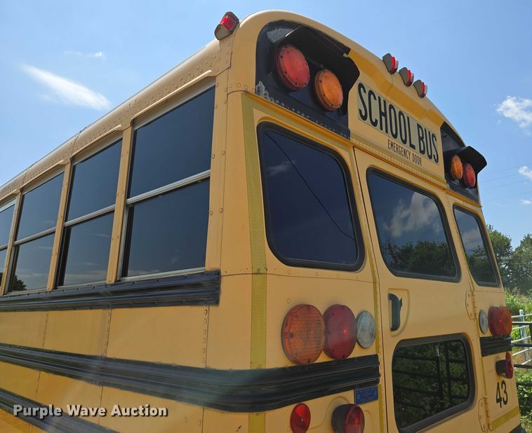 image for item EN8195 2009 Blue Bird Vision school bus