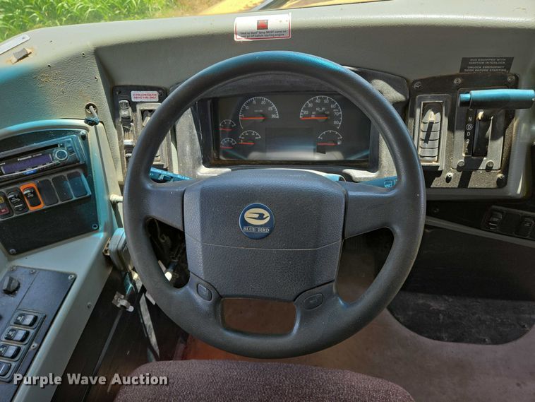 image for item EN8195 2009 Blue Bird Vision school bus