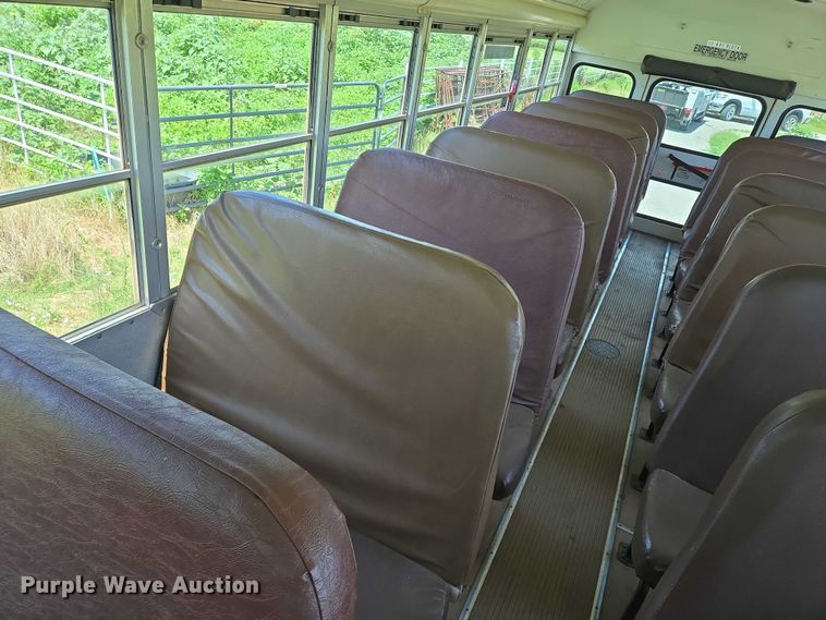 image for item EN8195 2009 Blue Bird Vision school bus