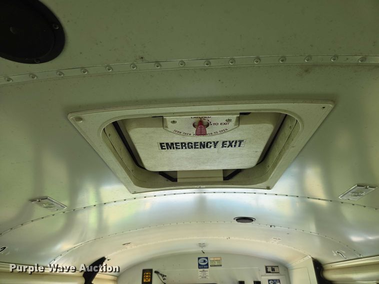 image for item EN8195 2009 Blue Bird Vision school bus