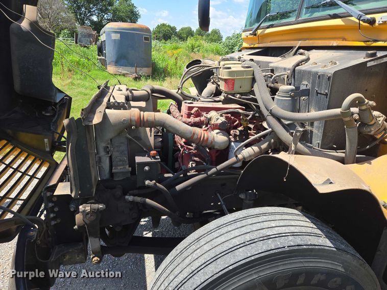 image for item EN8195 2009 Blue Bird Vision school bus