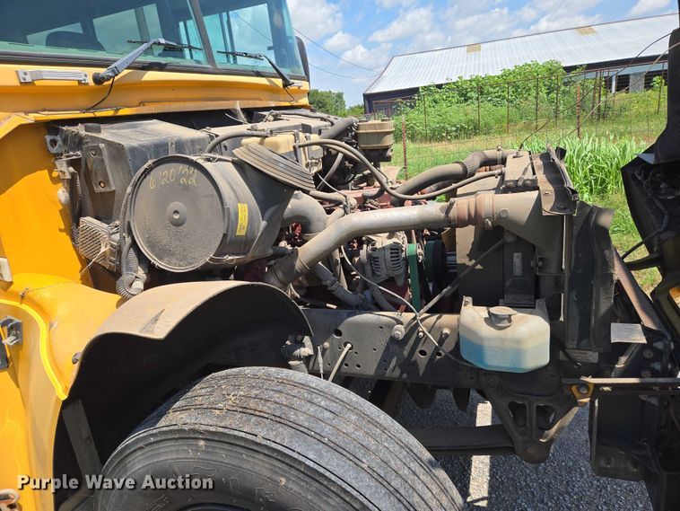 image for item EN8195 2009 Blue Bird Vision school bus