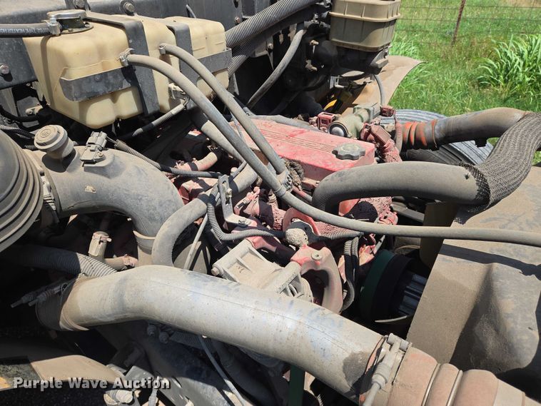 image for item EN8195 2009 Blue Bird Vision school bus