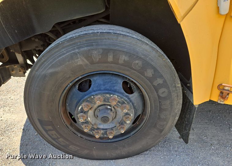 image for item EN8195 2009 Blue Bird Vision school bus