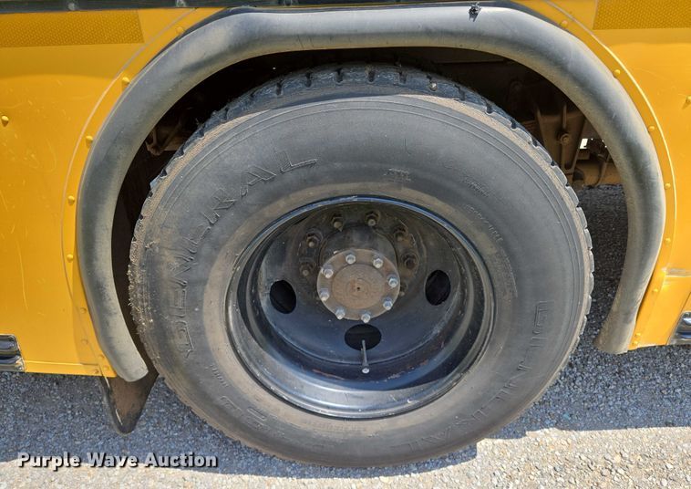 image for item EN8195 2009 Blue Bird Vision school bus