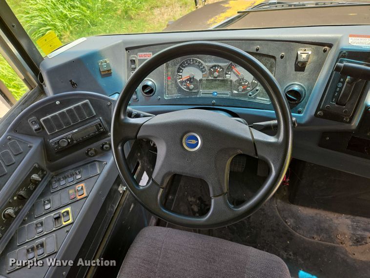 image for item EN8197 2014 Blue Bird Vision  school bus