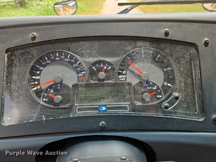 image for item EN8197 2014 Blue Bird Vision  school bus