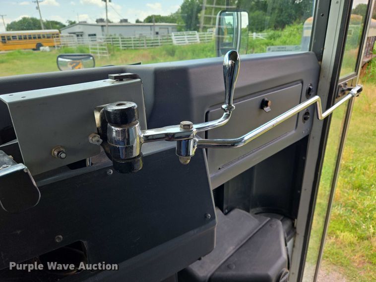 image for item EN8197 2014 Blue Bird Vision  school bus