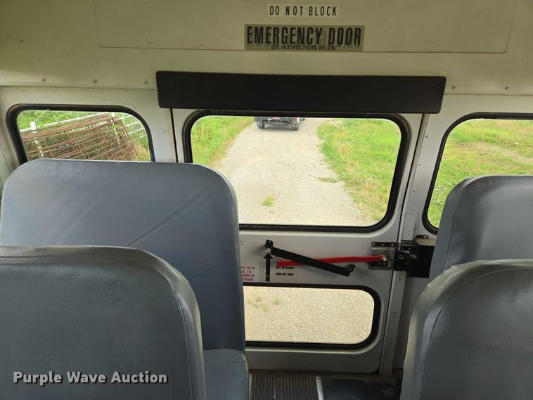 image for item EN8197 2014 Blue Bird Vision  school bus