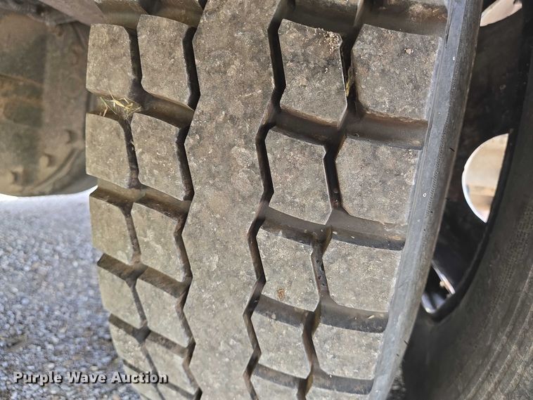 image for item EN8197 2014 Blue Bird Vision  school bus