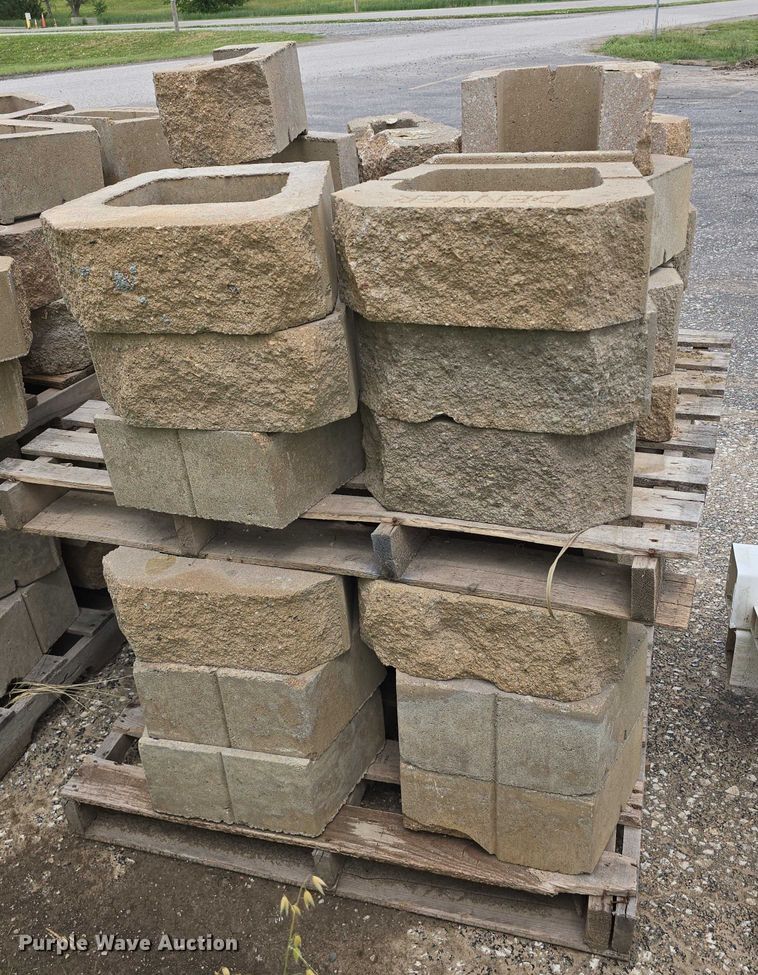 image for item EO1073 Landscaping materials