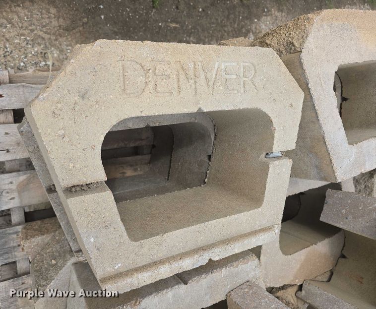 image for item EO1073 Landscaping materials