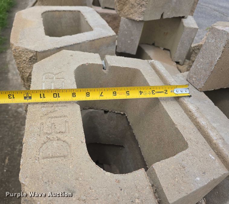 image for item EO1073 Landscaping materials